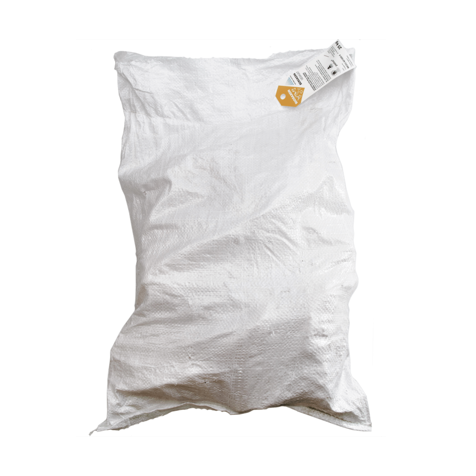 BIOSAXON Bergkern Natursalzlecksteine gebrochen im 25 kg Sack 
